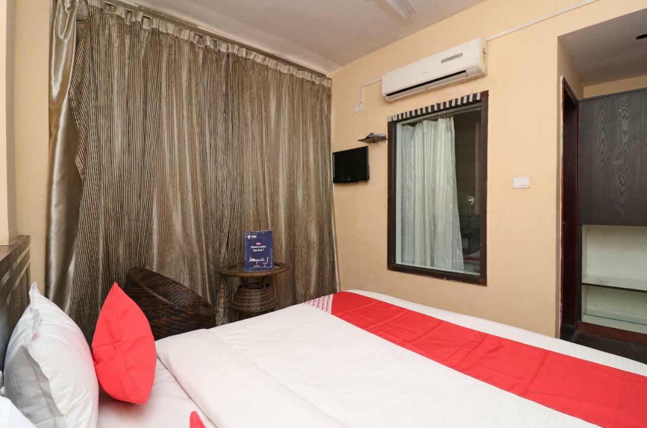 Oyo 22034 Hotel Kanisshk International Rourkela Экстерьер фото