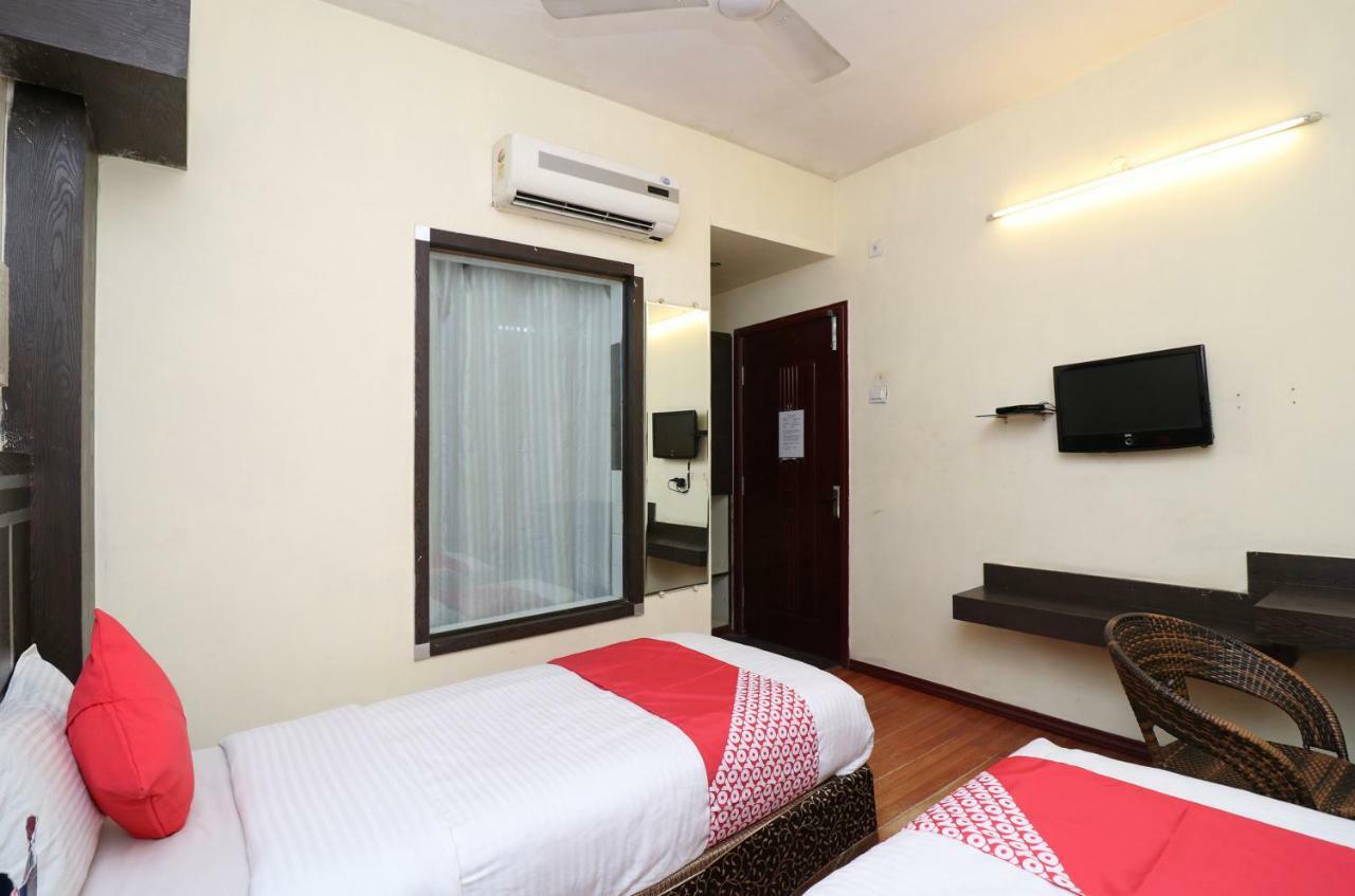 Oyo 22034 Hotel Kanisshk International Rourkela Экстерьер фото